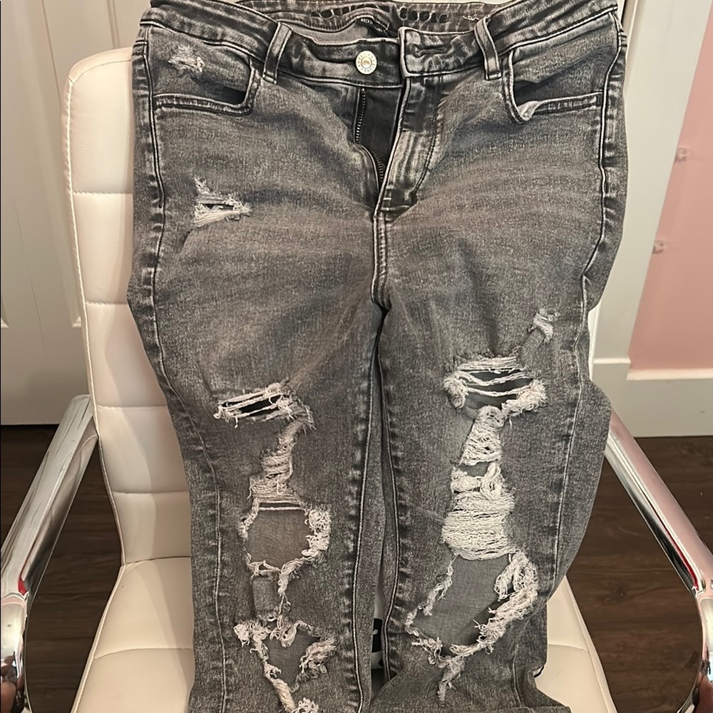 American Eagle Outfitters Gray Boyfriend Jeans Distressed Casual